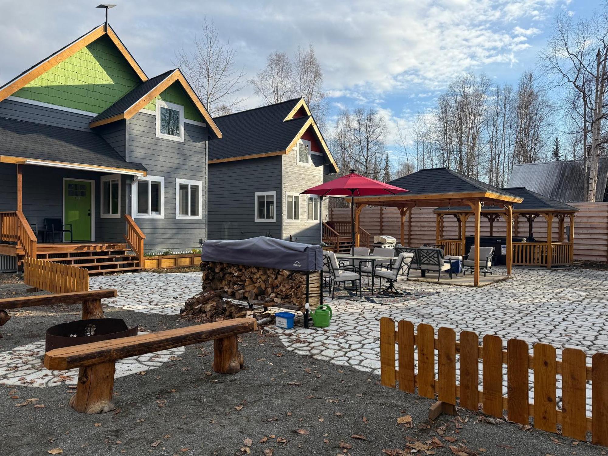 Talkeetna Log Cabin With Hot Tub Unit 2 מראה חיצוני תמונה